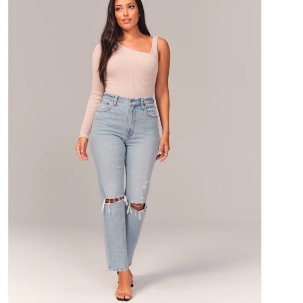 Abercrombie and Fitch Curve Love The Ankle Straight Ultra High Rise Jean Size 27
